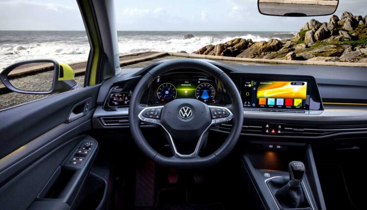 штатная магнитола на Андроиде